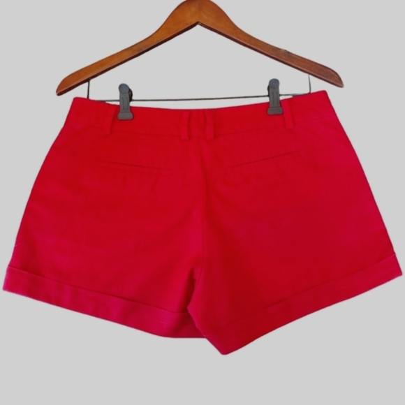 Banana Republic Red Cotton Linen Shorts in Size 6 - Picture 2 of 5